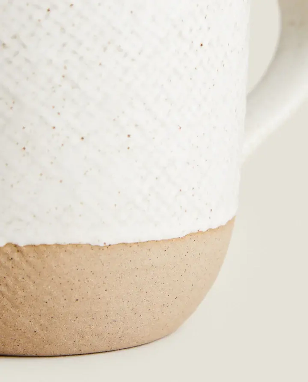 ZARA HOME КРУЖКА С ТИСНЕНИЕМ, ЭКРЮ