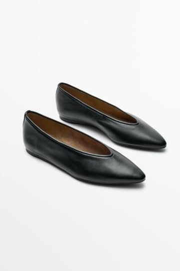 Massimo Dutti Балетки с острым носком из мягкой кожи, черный