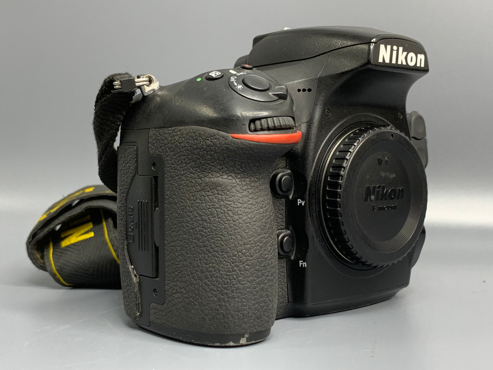 Nikon D810 121.000 кадров