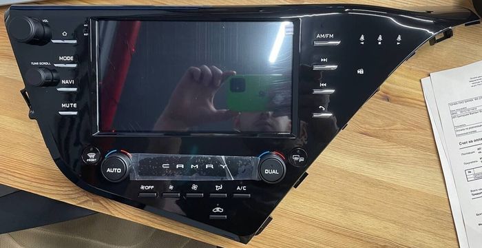 Магнитола для Toyota Camry 70 2017-2021 (c JBL) - Parafar PF465LUX5XHD на Android 13, CarPlay, 4G SIM-слот