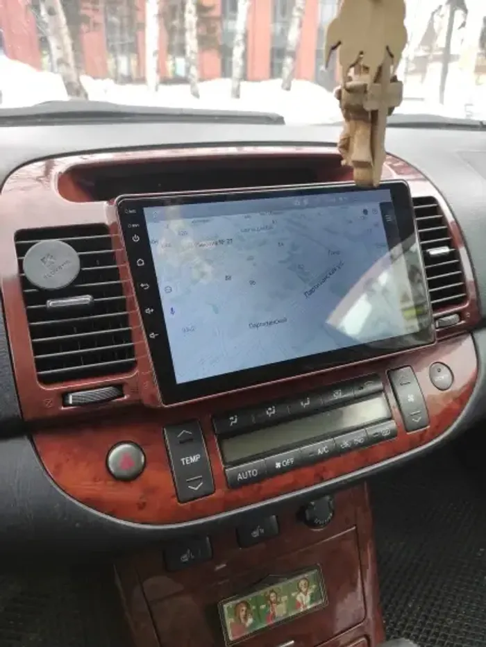 Магнитола для Toyota Camry 30 2001-2006 (рамка дерево 1) - Teyes CC2 PLUS монитор 9" QLED, Android 10, Быстрая, SIM-слот