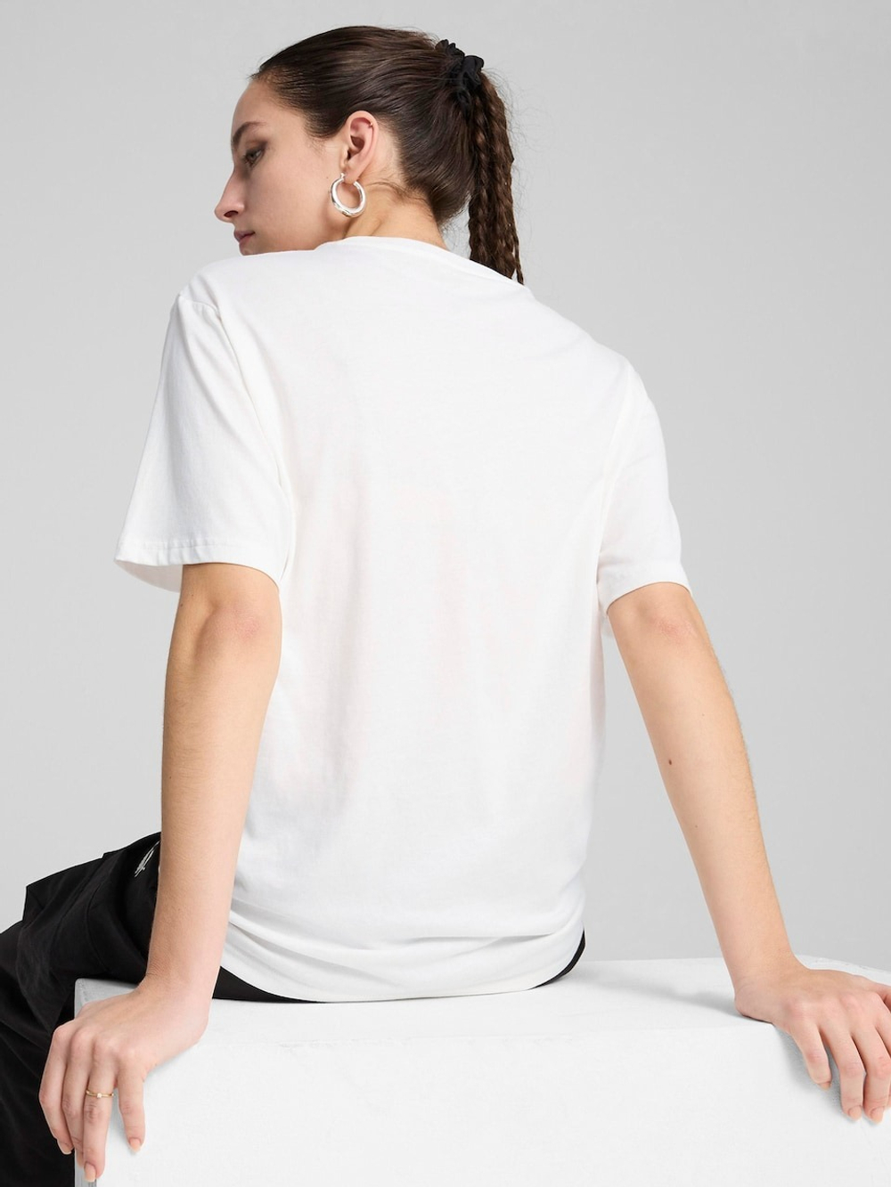 Футболка женская PUMA ESS Relaxed Tee