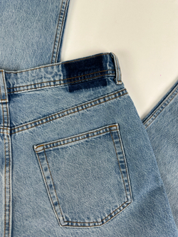 Джинсы Zara