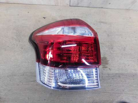 стоп левый Toyota Corolla Fielder NZE161 164 165 13-106