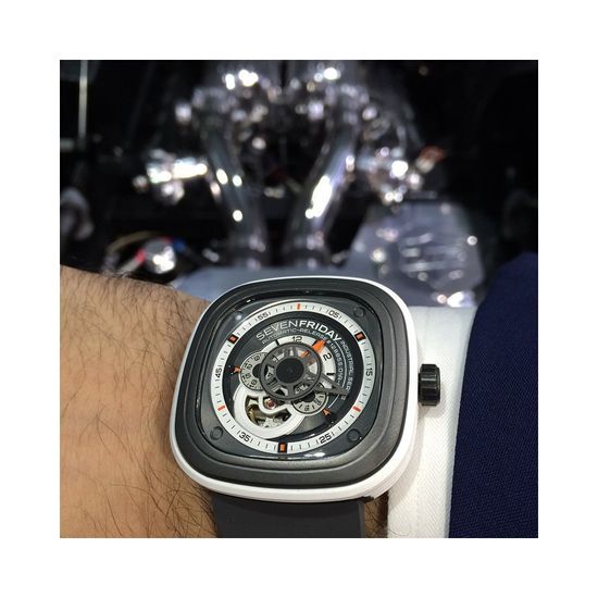 Наручные часы SEVENFRIDAY P3-03 Industrial Engines