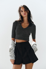 ШОРТЫ ИЗ ИСКУССТВЕННОЙ КОЖИ СО СКЛАДКАМИ — ZARA