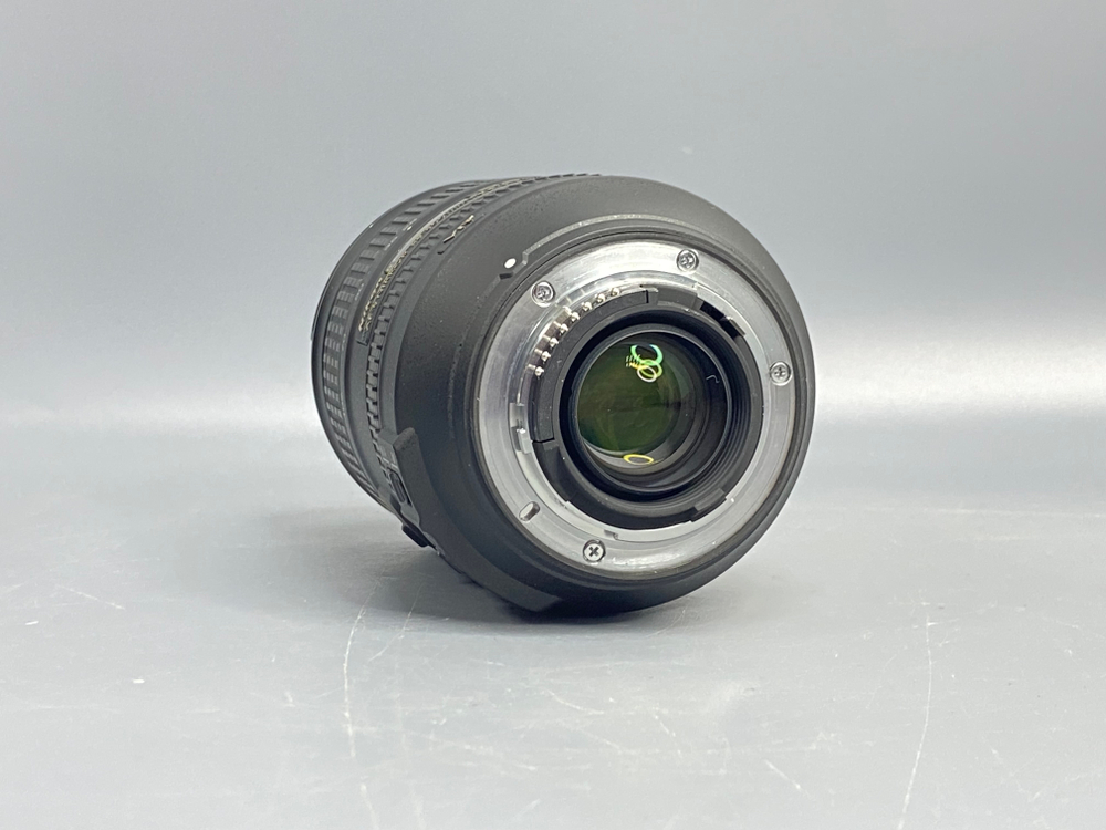 Nikon 28-300mm f/3.5-5.6G ED VR AF-S Nikkor