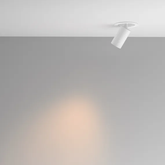 Точечный светильник Focus Led C071CL-7W2.7K-WB Maytoni