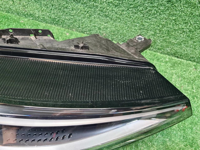 Фара правая VW ID.4 (2020-н.в.) LED