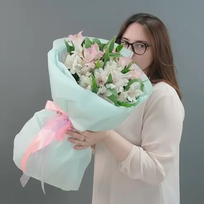 9 Альстромерий