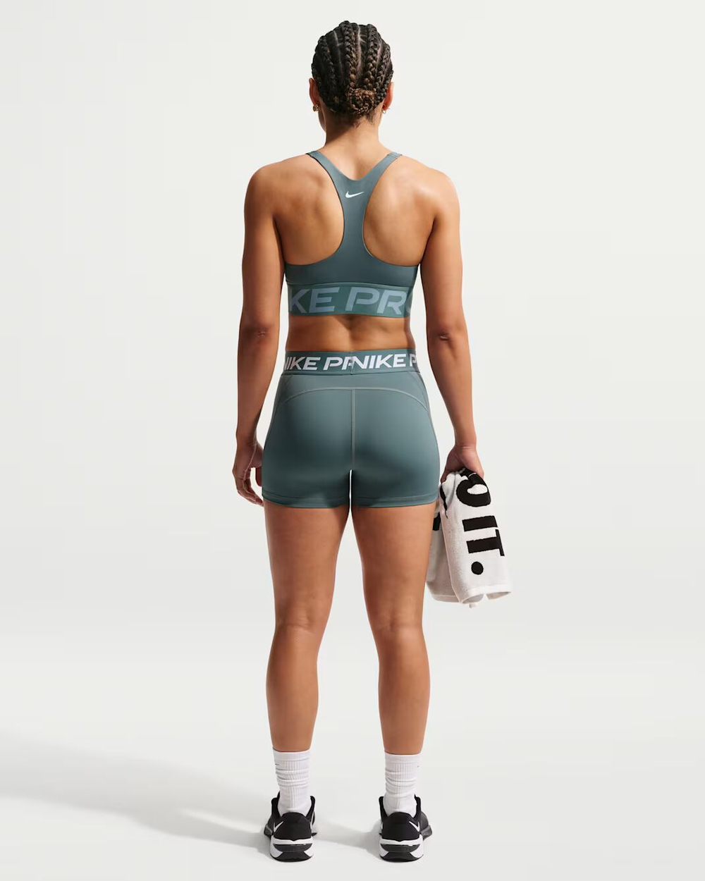 Nike Pro Sculpt Женский спортивный бюстгальтер со средней поддержкой и вставками - NIKE