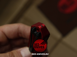 Heretic Knives Manticore-E S/E - красная рук, светлый клинок RK/Н99