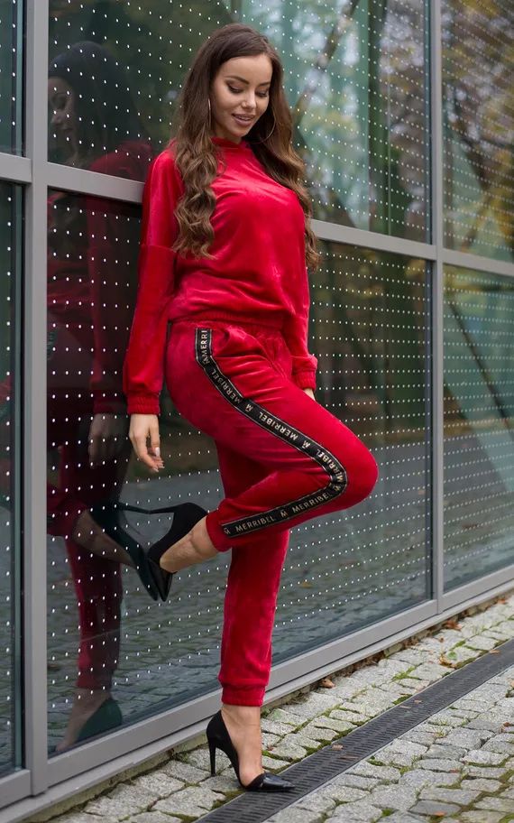 Provocateur Me dres Red