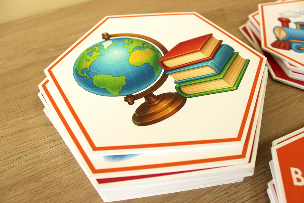 Стендбук "Читайте книги!"