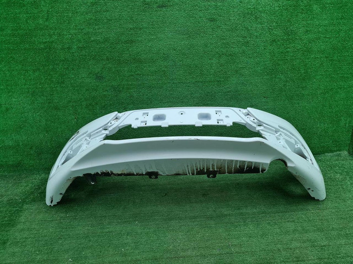 Бампер передний Lada Granta (2018-н.в.)