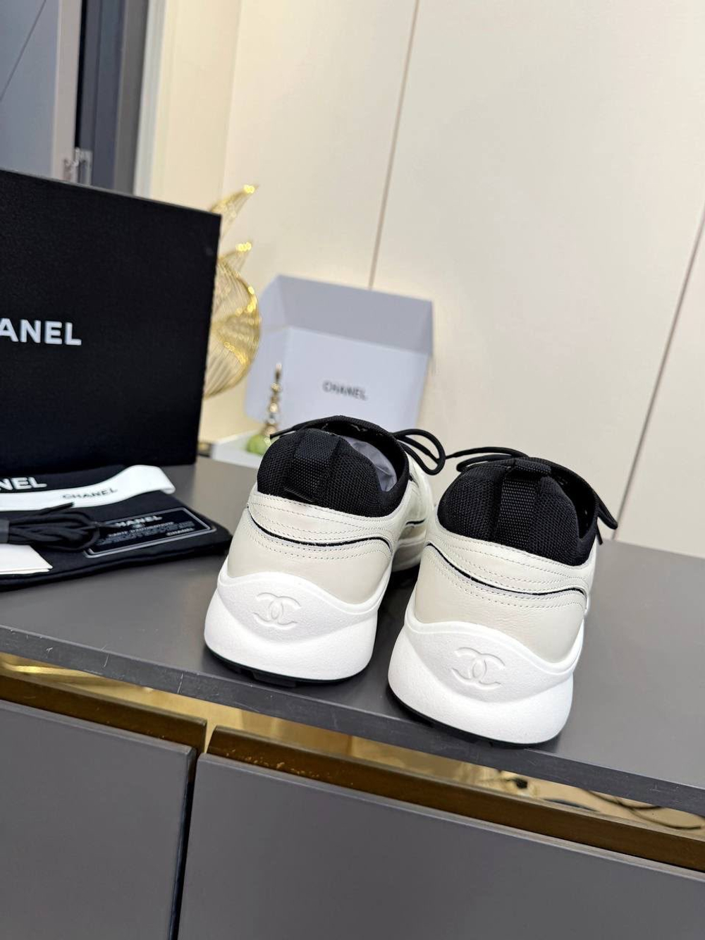 Кроссовки Chanel