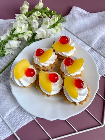 Пирожное "Корзиночка с фруктами" 30 грамм