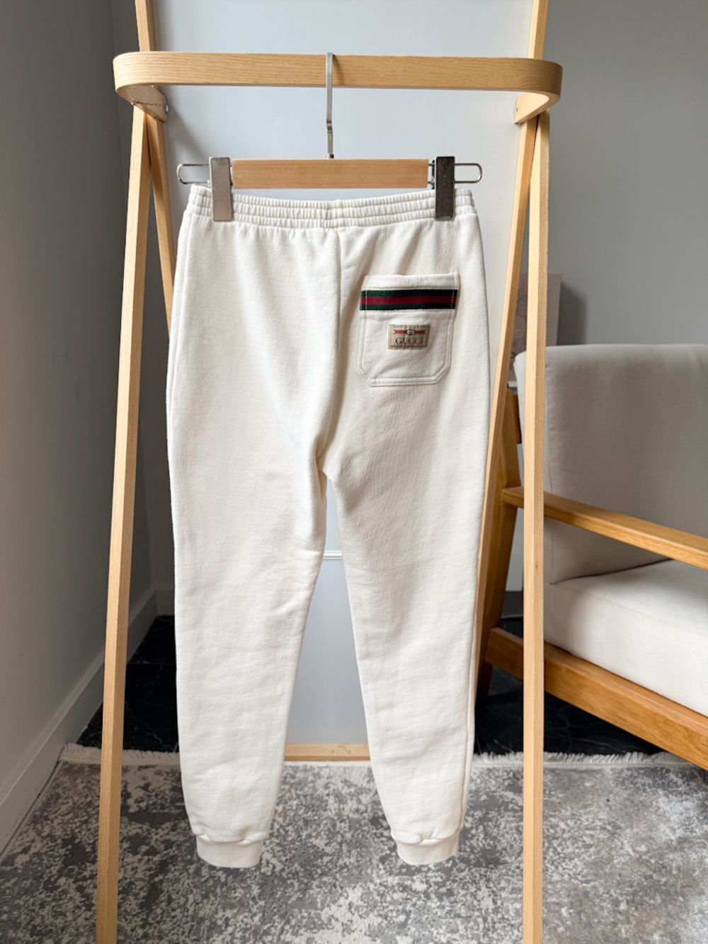 Костюм Gucci, 140