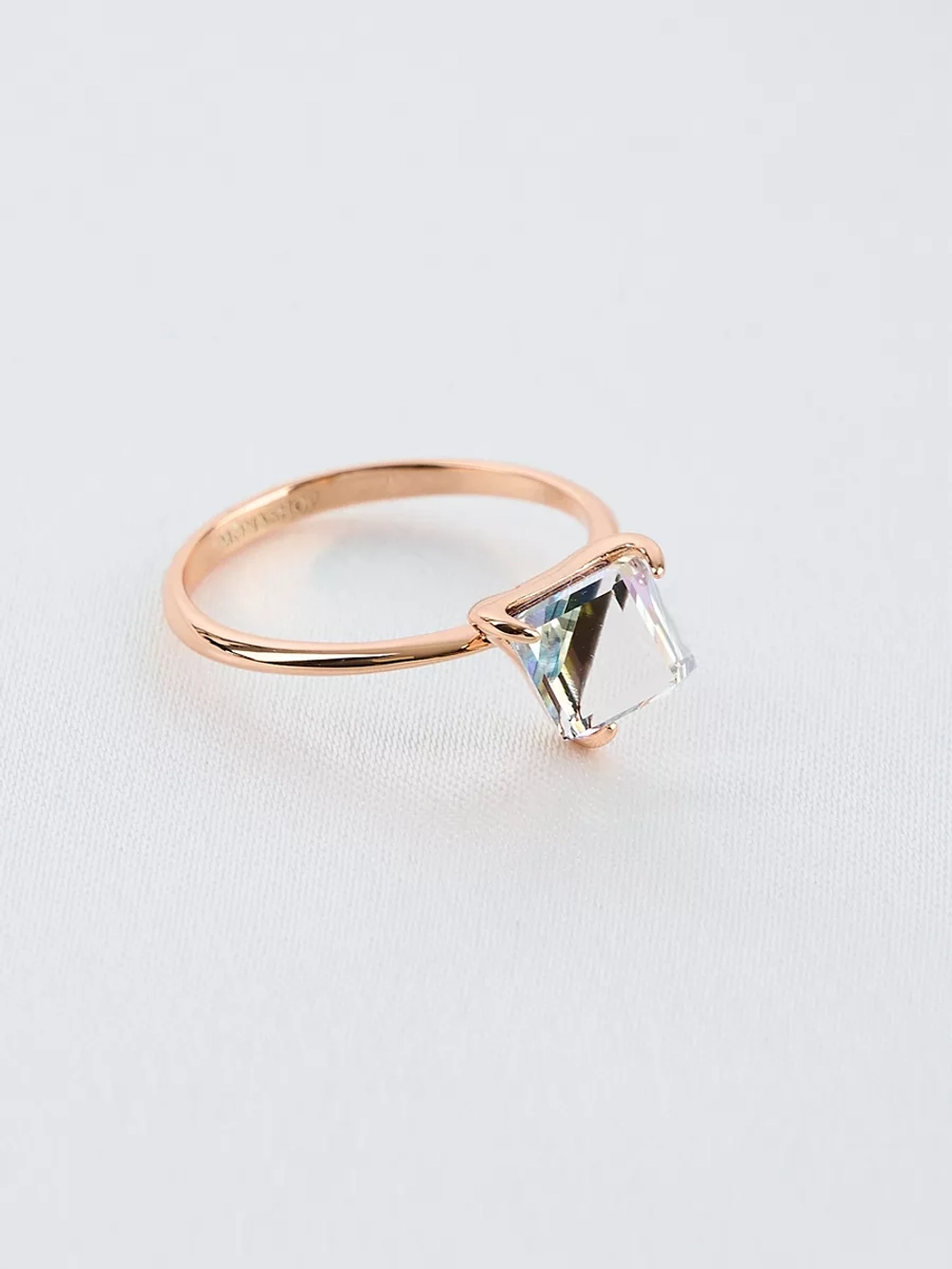 Кольцо Миражи тонкое с сиреневым кристаллом Swarovski