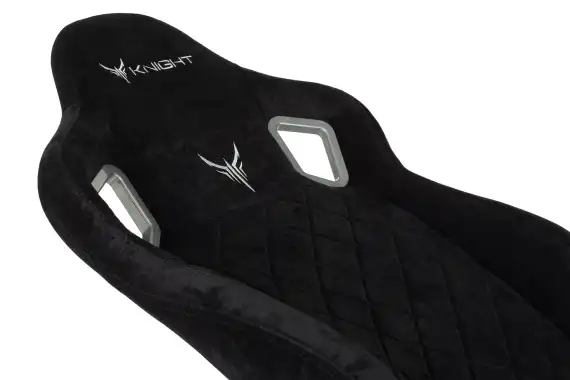 Кресло игровое Knight Outrider LTD черный Light-20 с подголов. крестов. металл