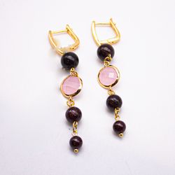Серьги из граната и розового кварца