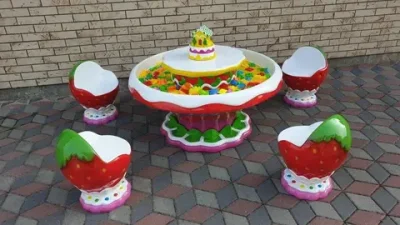 Стол песочница Strawberry