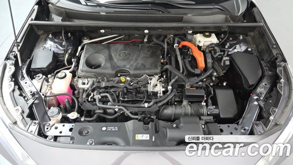 Toyota RAV4 2.5 4WD Hybrid — 2019