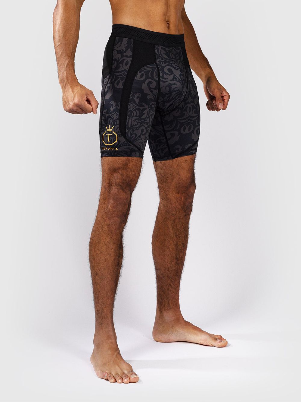 Шорты компрессионные Venum Unmatched Topuria Edition Black/Gold