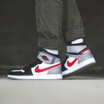 Jordan 1 High FlyEase Particle Grey GS