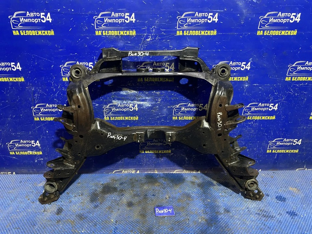 Балка задняя NISSAN R'NESSA 1998