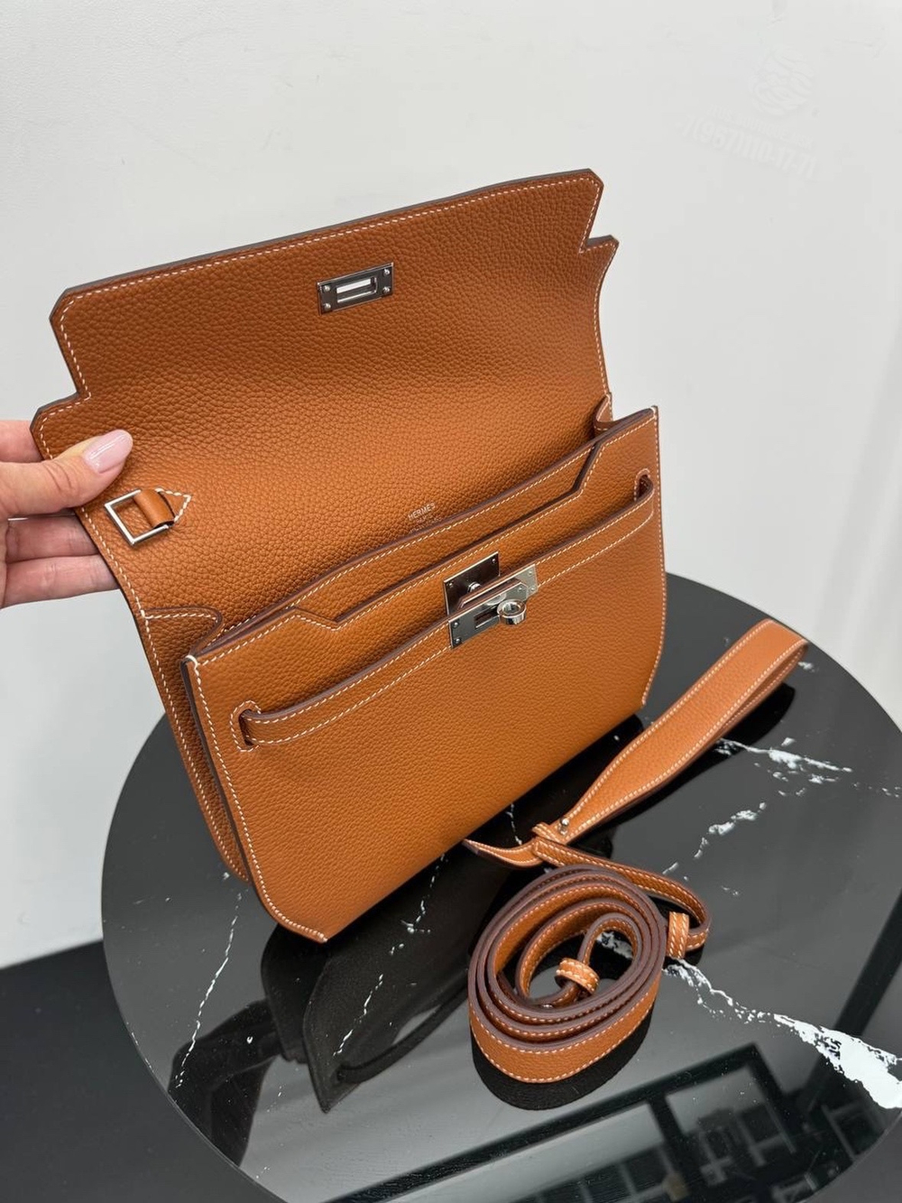 Сумка через плечо Hermes Kelly Depeches 25 Gold