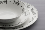 Тарелка carnaby script d 21 см