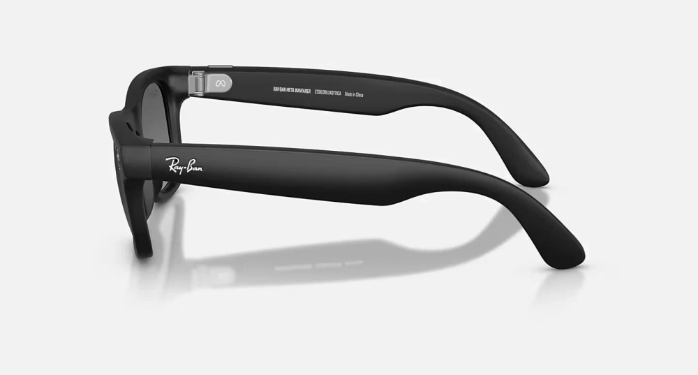 Ray-Ban
