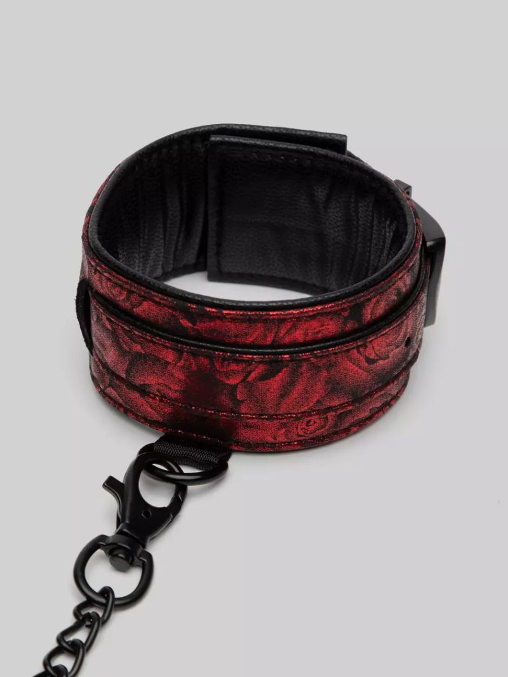 Красно-черные оковы Reversible Faux Leather Ankle Cuffs (Цвет: красный с черным)