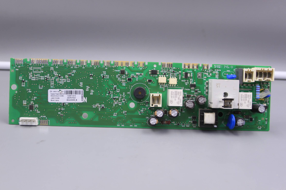 132611213 Модуль управления 914528242 стиральной машины Electrolux