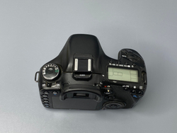 Canon EOS 7D — 230 832 кадра, не работает вспышка