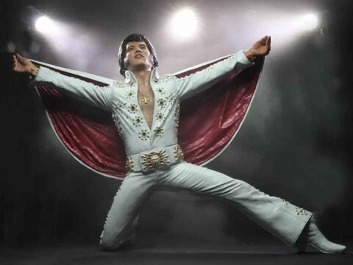Фигурка NECA: Elvis on Tour 1972 (Бамп)