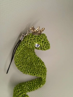 Вязаная игрушка "Змейка"