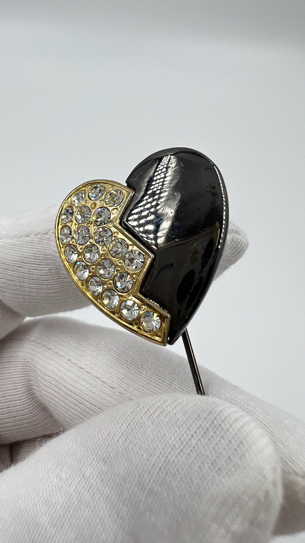 Брошь булавка Сердце Yves Saint Laurent