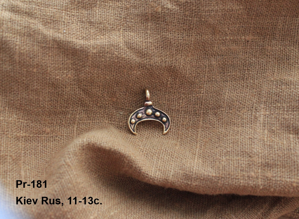 Лунница. Русь 11-13 в.