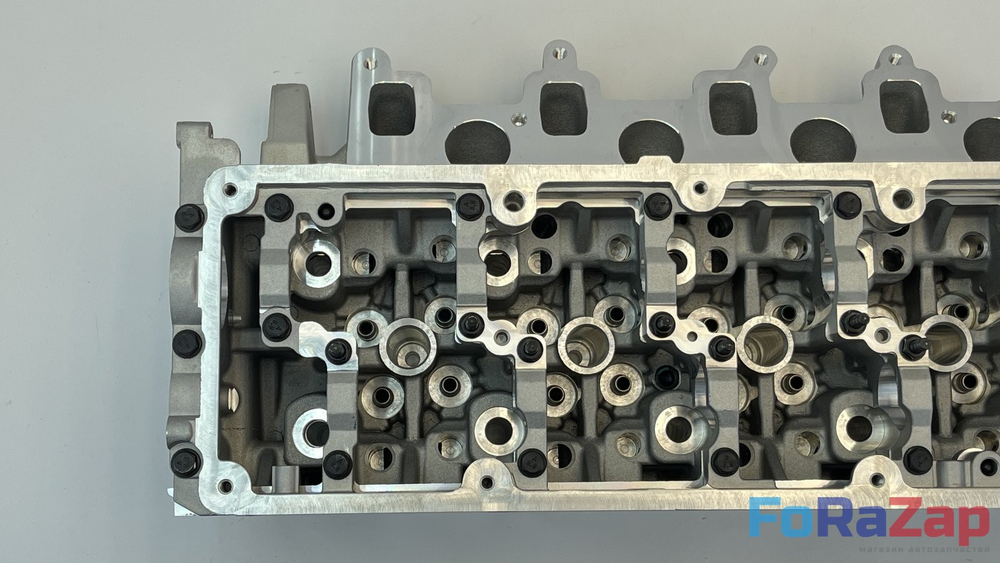 Головка блока цилиндров (голая) VAG 2.0 TDI 03L103351J