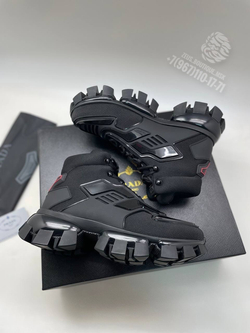Кроссовки Prada