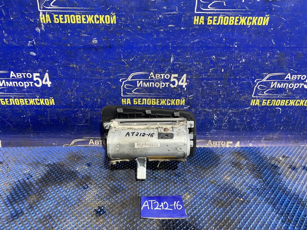Подушка безопасности пассажирская TOYOTA CARINA 2001