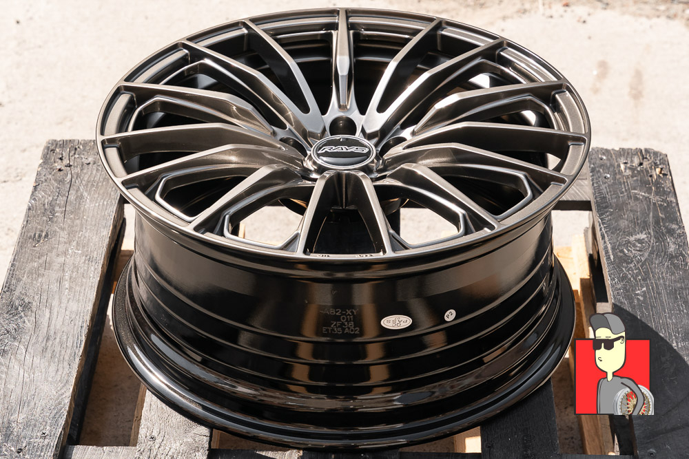 Комплект дисков Rays 18x8 et35 5x108