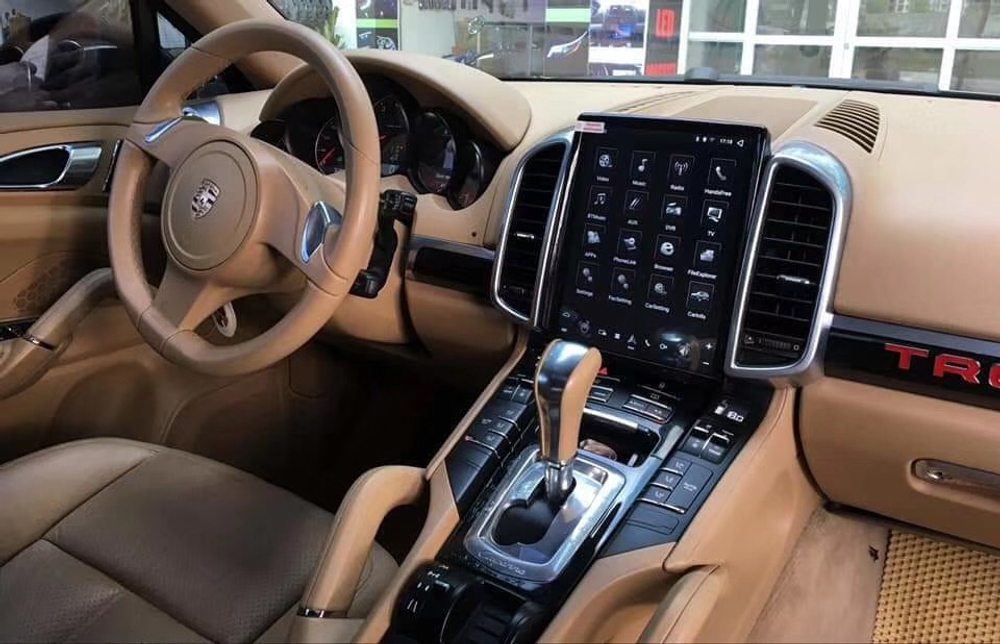 Установочный комплект для PORSCHE CAYENNE 2011-2017  KUBERG NH-1004