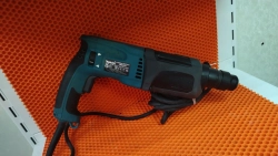 Перфоратор сетевой SDS-plus Makita HR 2470, 780 Вт, 2.7 Дж