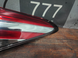 Фонарь пpавый LED Toyota Camry 70 USA 17-нв Б/У Оригинал 8155006730