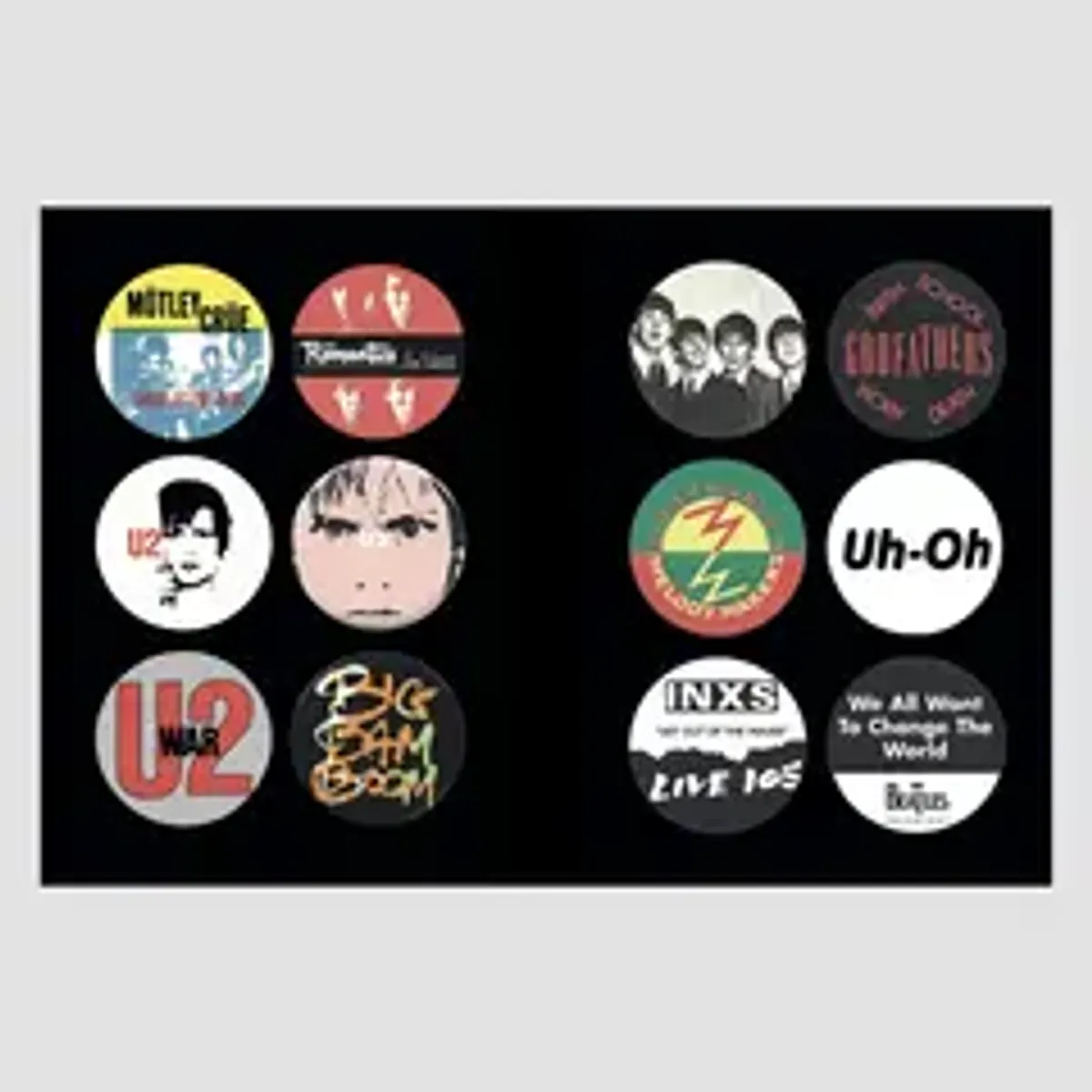 Артбук Music Badges 1970-2010 (на английском языке)