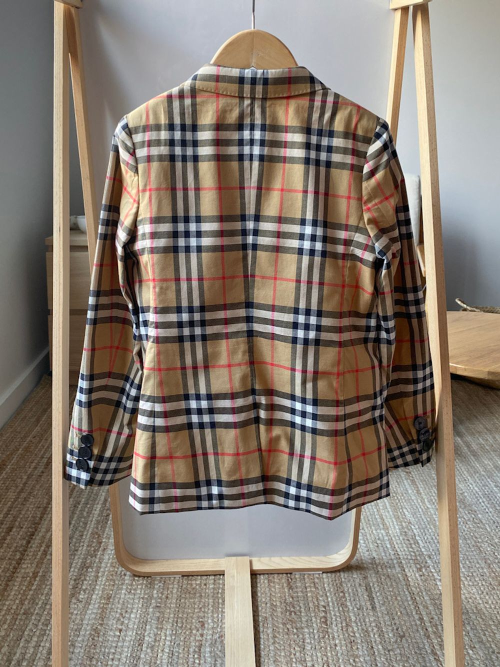 Пиджак Burberry, 128