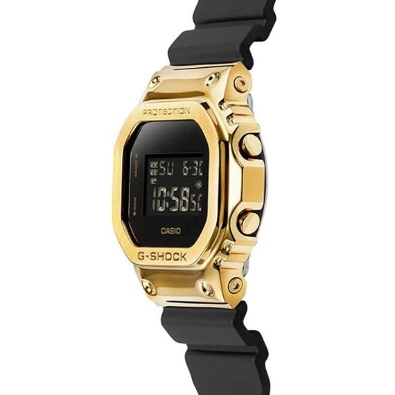 Наручные часы Casio GM-5600UG-9D